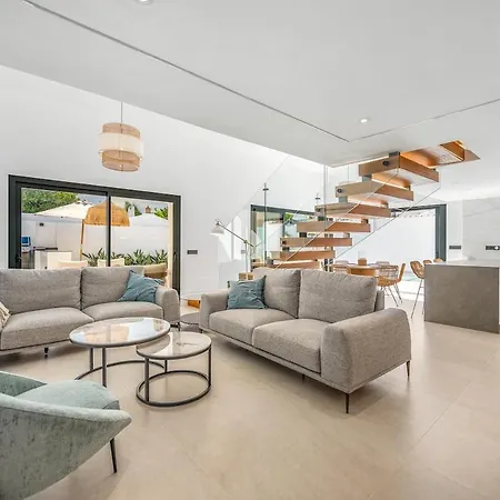 Βίλα Puerto Banus 4 Ensuite Private Pool